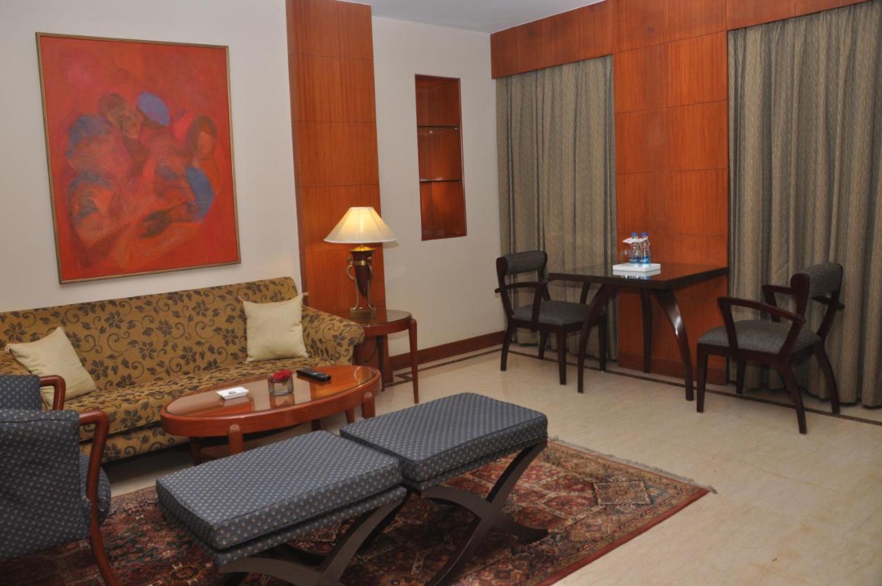The Hans, New Delhi Exterior photo