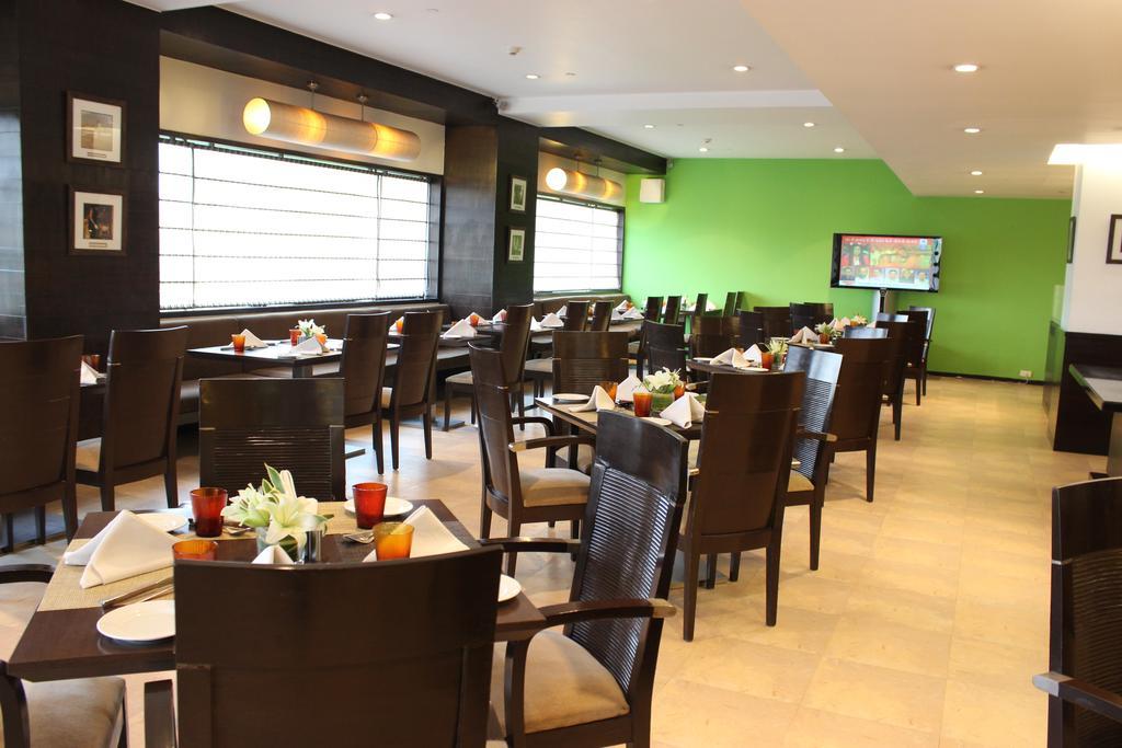 The Hans, New Delhi Exterior photo