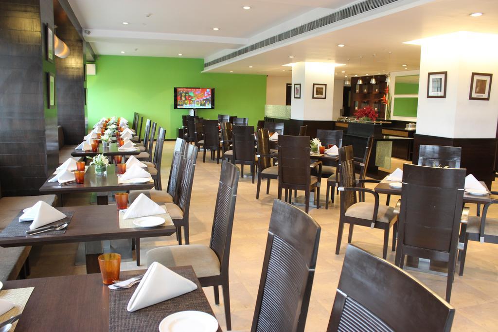 The Hans, New Delhi Exterior photo
