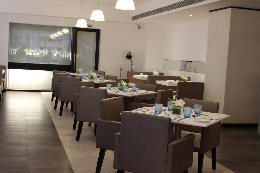 The Hans, New Delhi Exterior photo